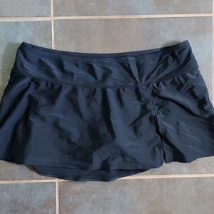Kona Sol black swim skirt